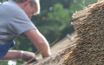 professional Hundred End thatchers